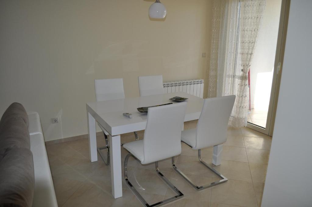 Apartments Soleado Pancevo Exterior photo